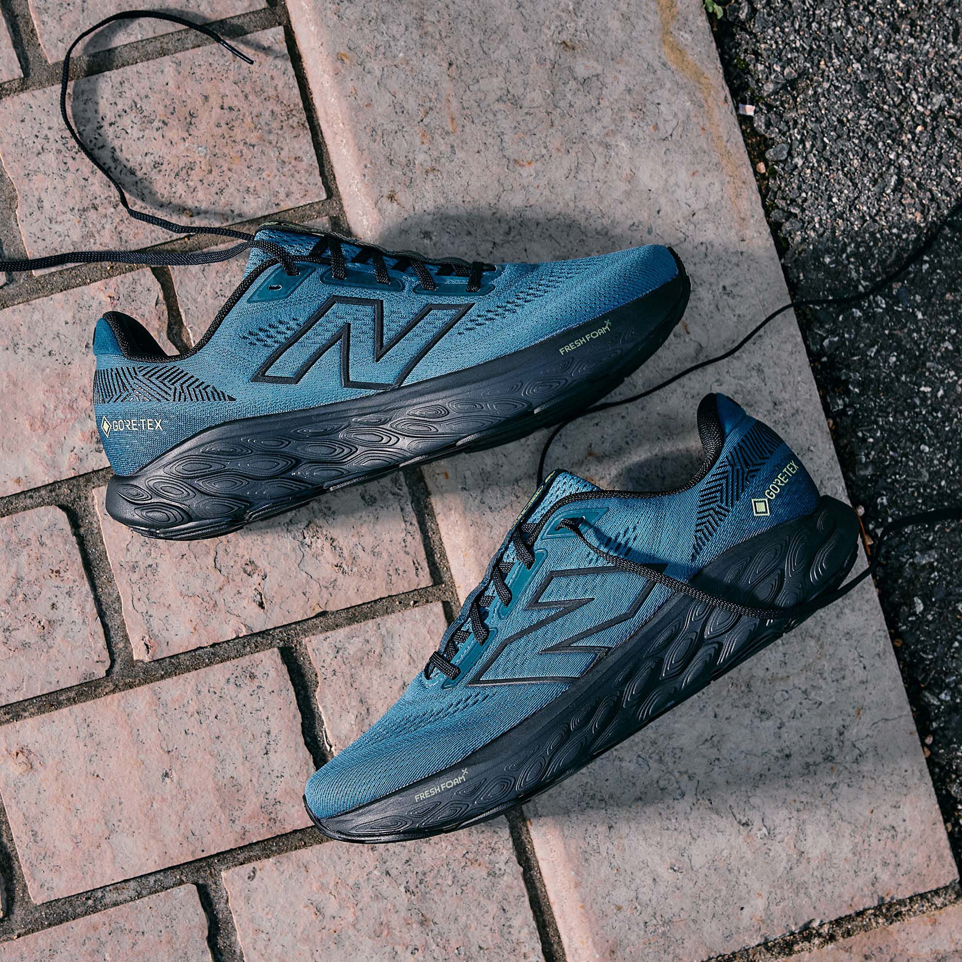 New balance men's foam shoes online