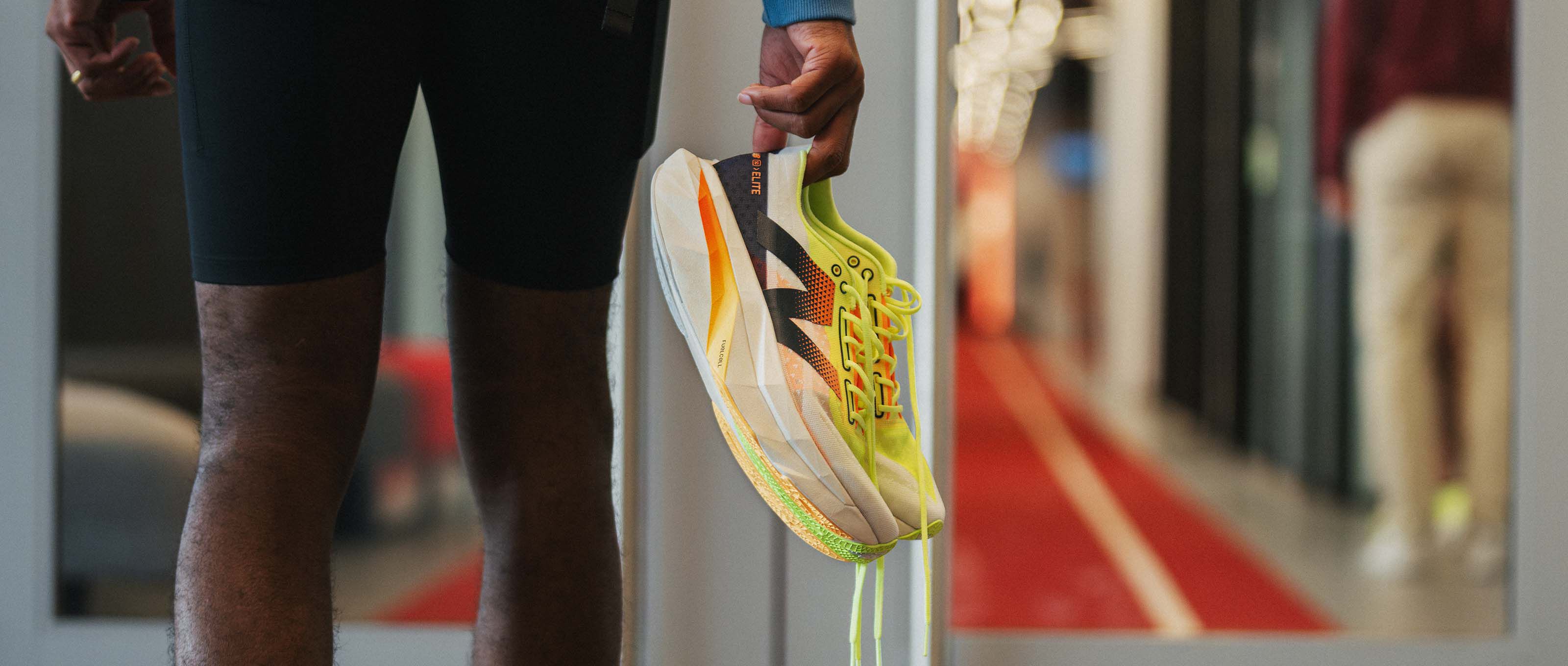 Men's FuelCell SuperComp Elite v4 Shoes - New Balance