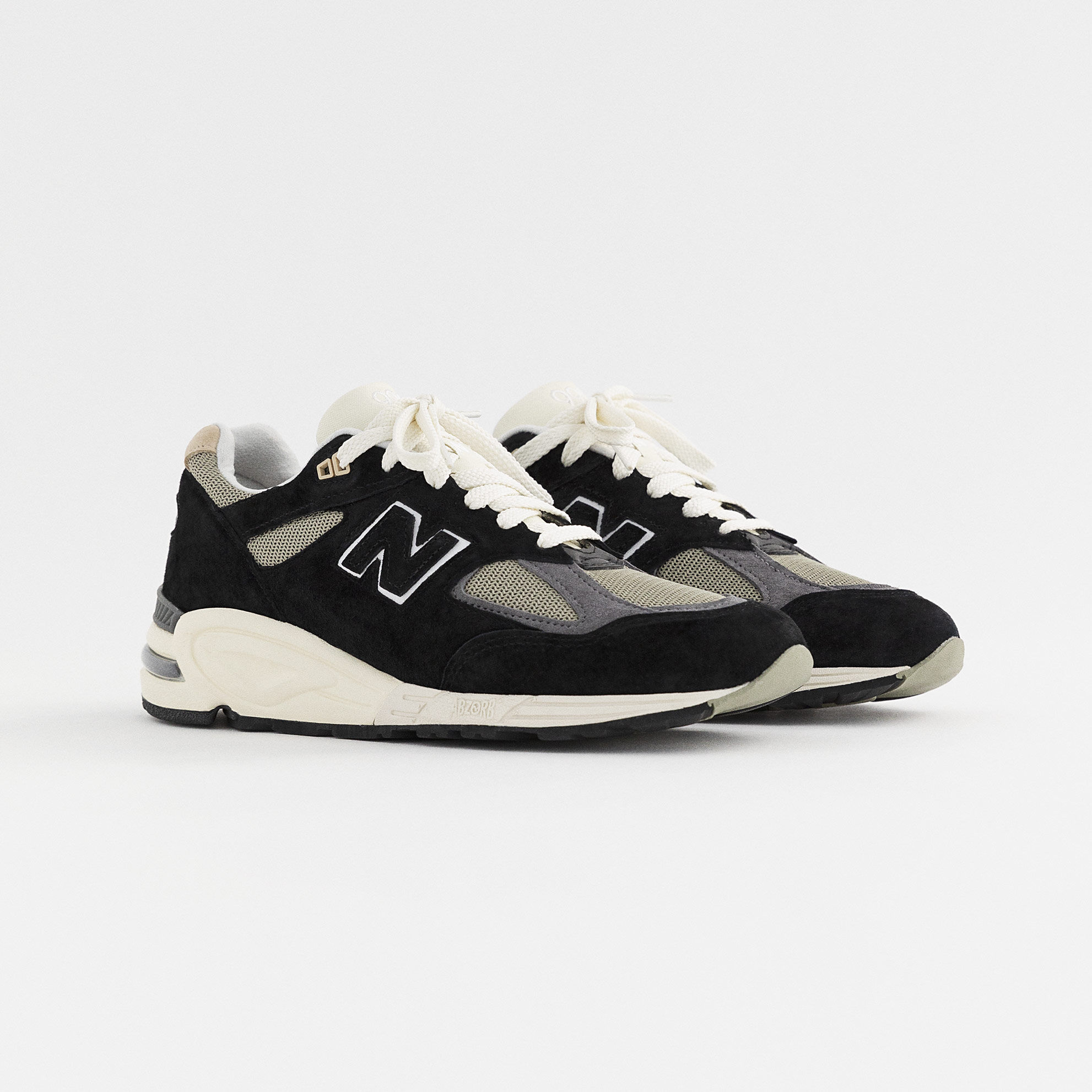 New balance 990v2 kith on sale shark