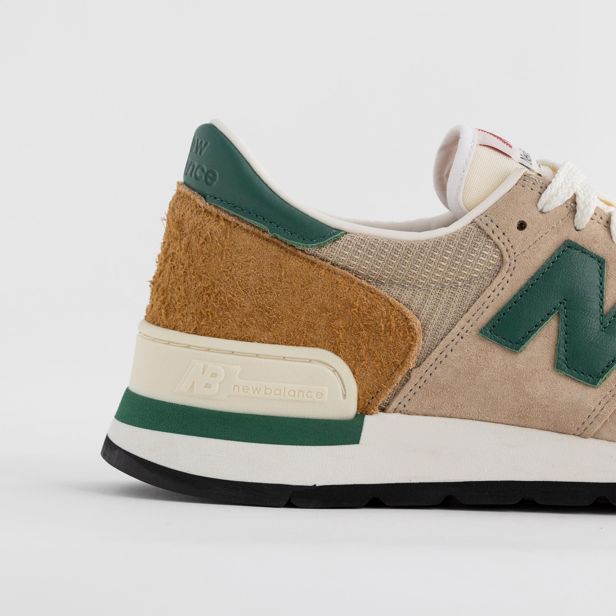 New balance 1300 khaki 2025